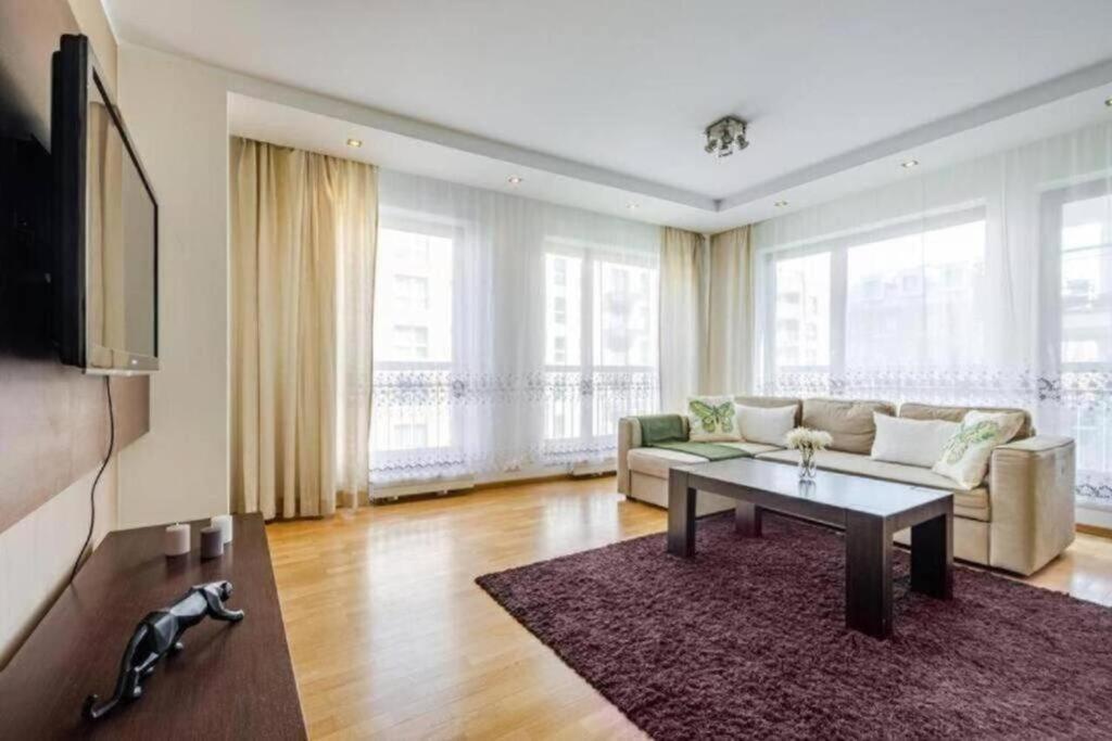 Szafarnia 7 46 Urbannestgroup * Gdańsk